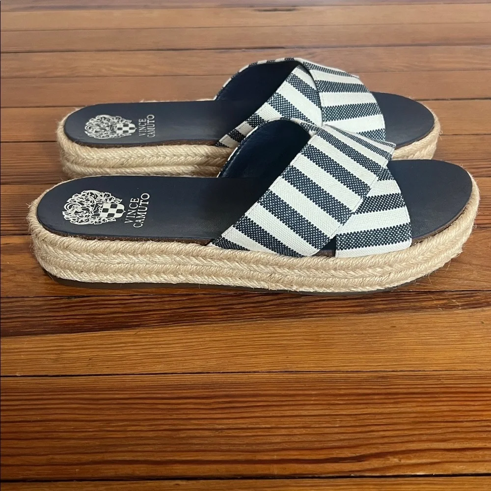 Vince Camuto Striped Navy and Cream Classic Espadrille Platform Slides Size 8.5